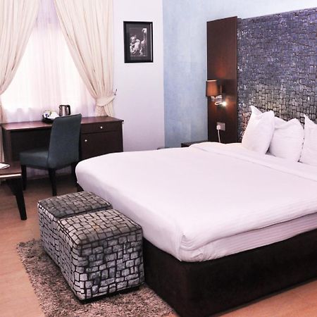 Tudor House Hotel Lagos Ngoại thất bức ảnh